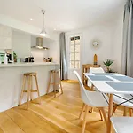 Apartament Quai De L'ourthe Floor1-2 *