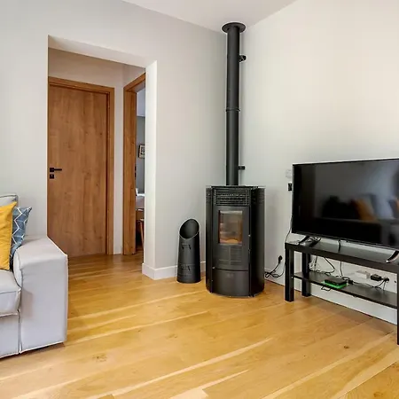 Quai De L'ourthe Floor1-2