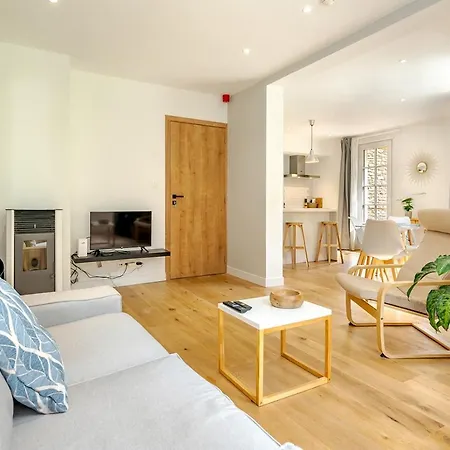 Quai De L'ourthe Floor1-2 Lejlighed