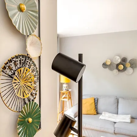 Quai De L'ourthe Floor1-2 Lejlighed