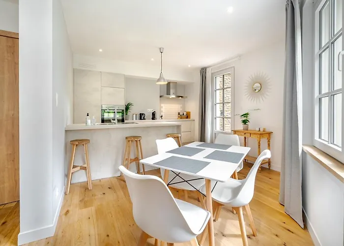 Apartmán Quai De L'ourthe Floor1-2 *