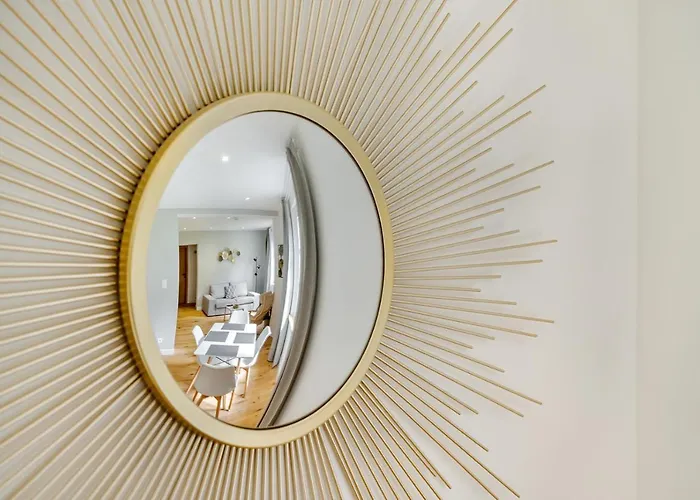 Quai De L'ourthe Floor1-2 Apartmán