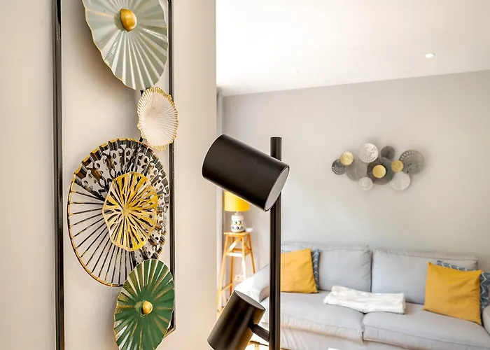 Quai De L'ourthe Floor1-2 Apartmán